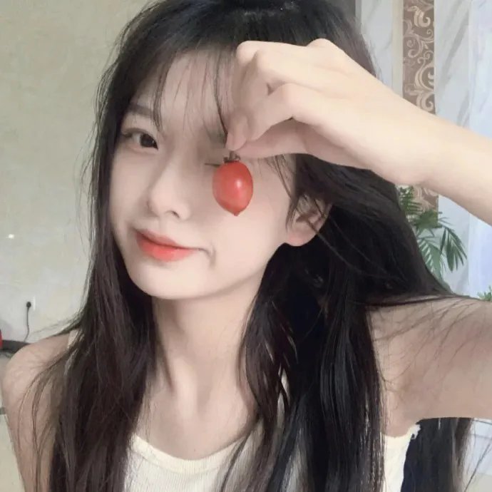 坐着的女人